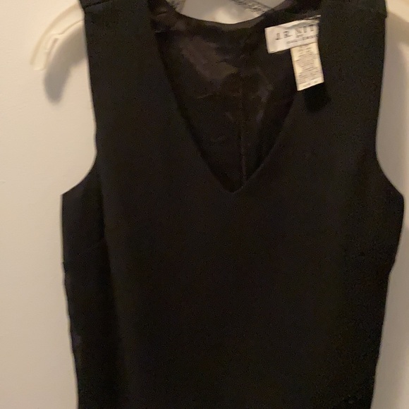 Top - Picture 4 of 4